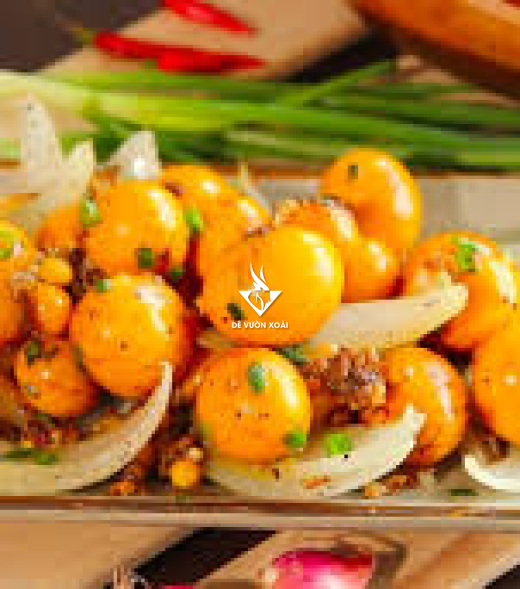 TRỨNG GÀ NON CHÁY TỎI