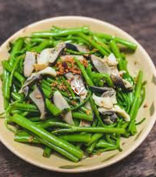 ỐC GIÁC XÀO RAU MUỐNG (CON)