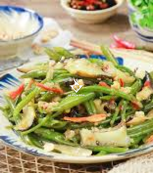 ỐC TỎI XÀO RAU MUỐNG
